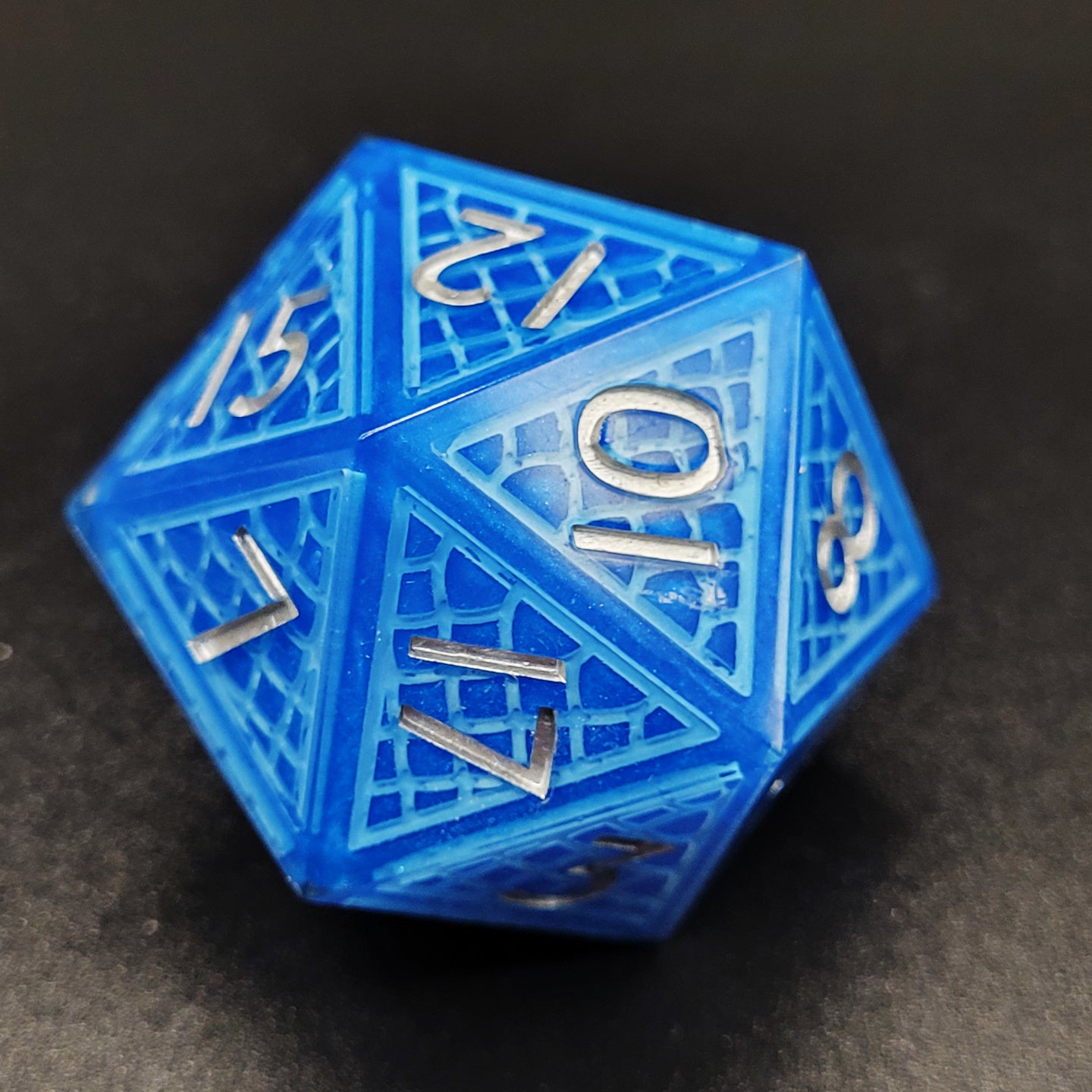 Blue Dragon - Mega Chonk D20