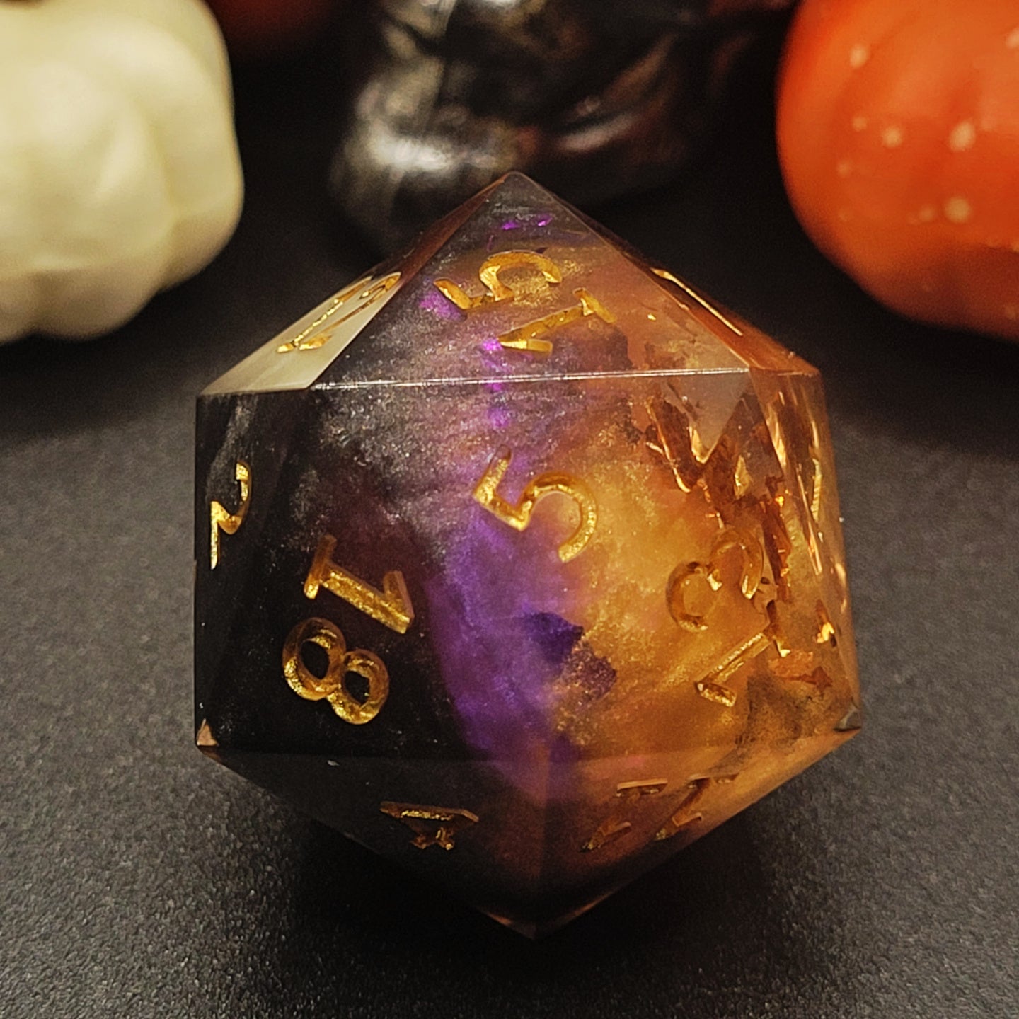 Halloween - Single Chonk D20