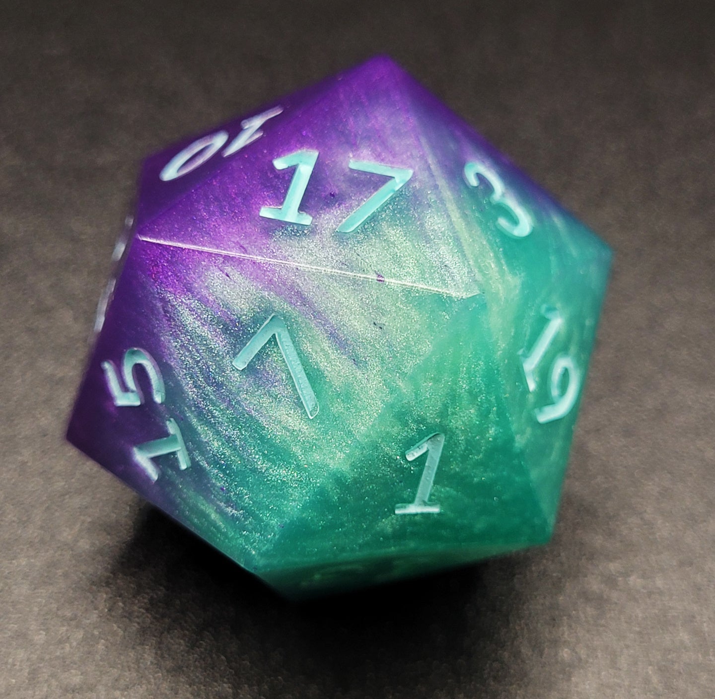 Magic Mushroom - Single Chonk D20