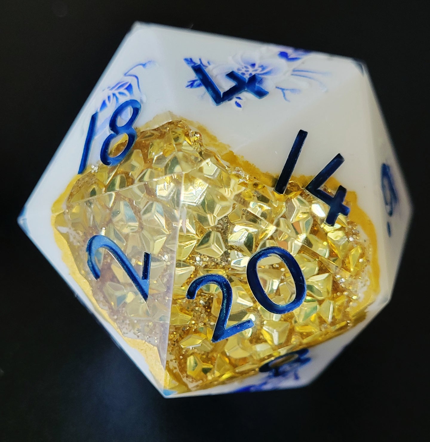 Teacup Geode - Mega Chonk D20