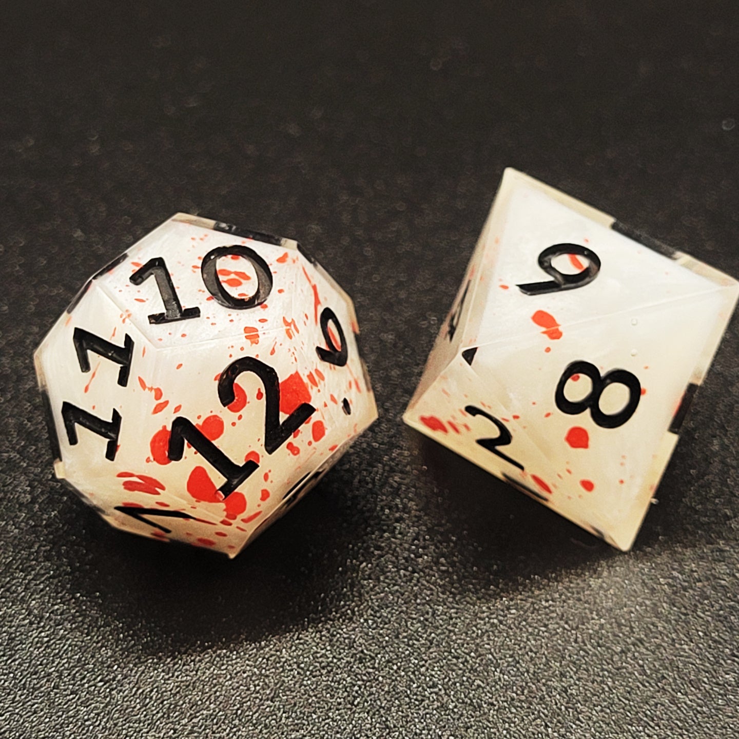 Blood Splatter Dice - 7 piece set