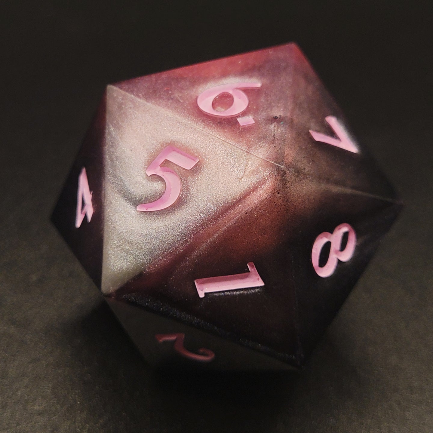 Black and Pink - Spindown Mega Chonk D20