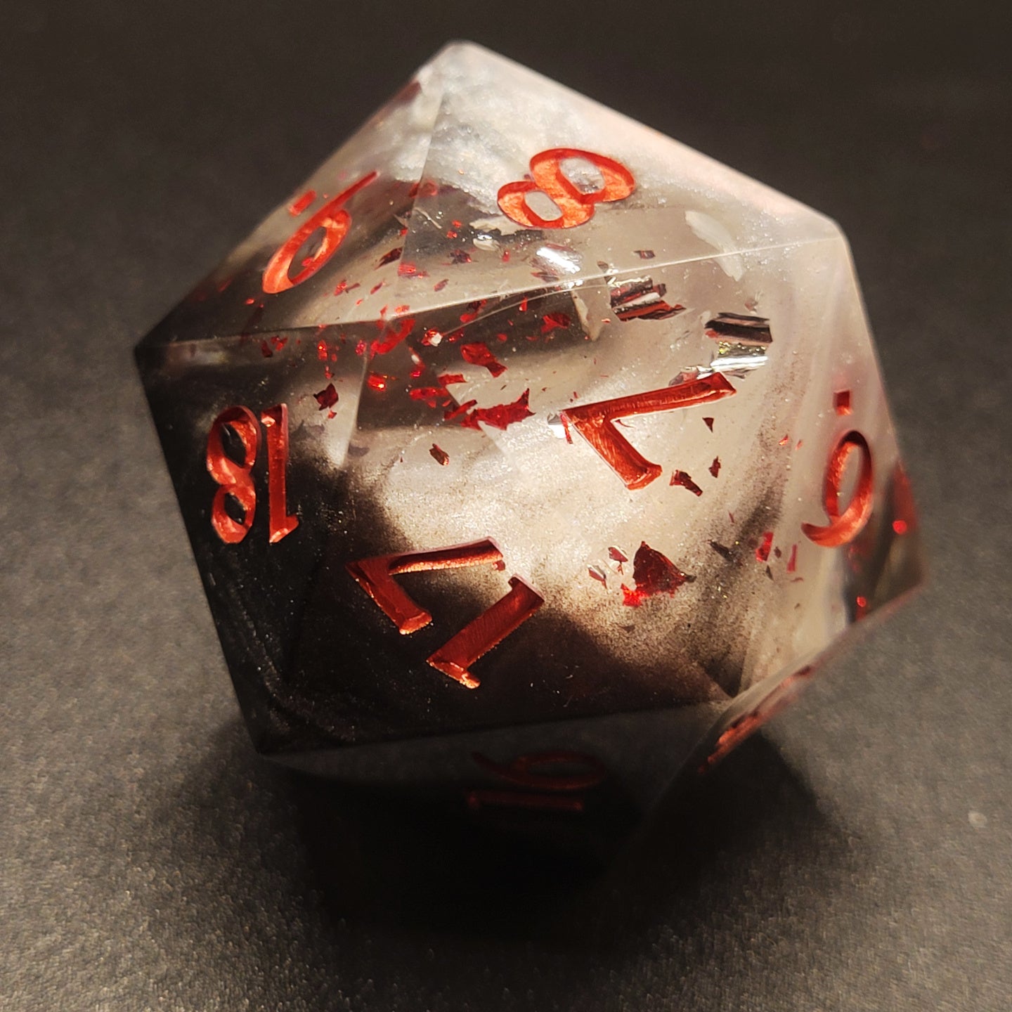 Black and Red - Spindown Mega Chonk D20