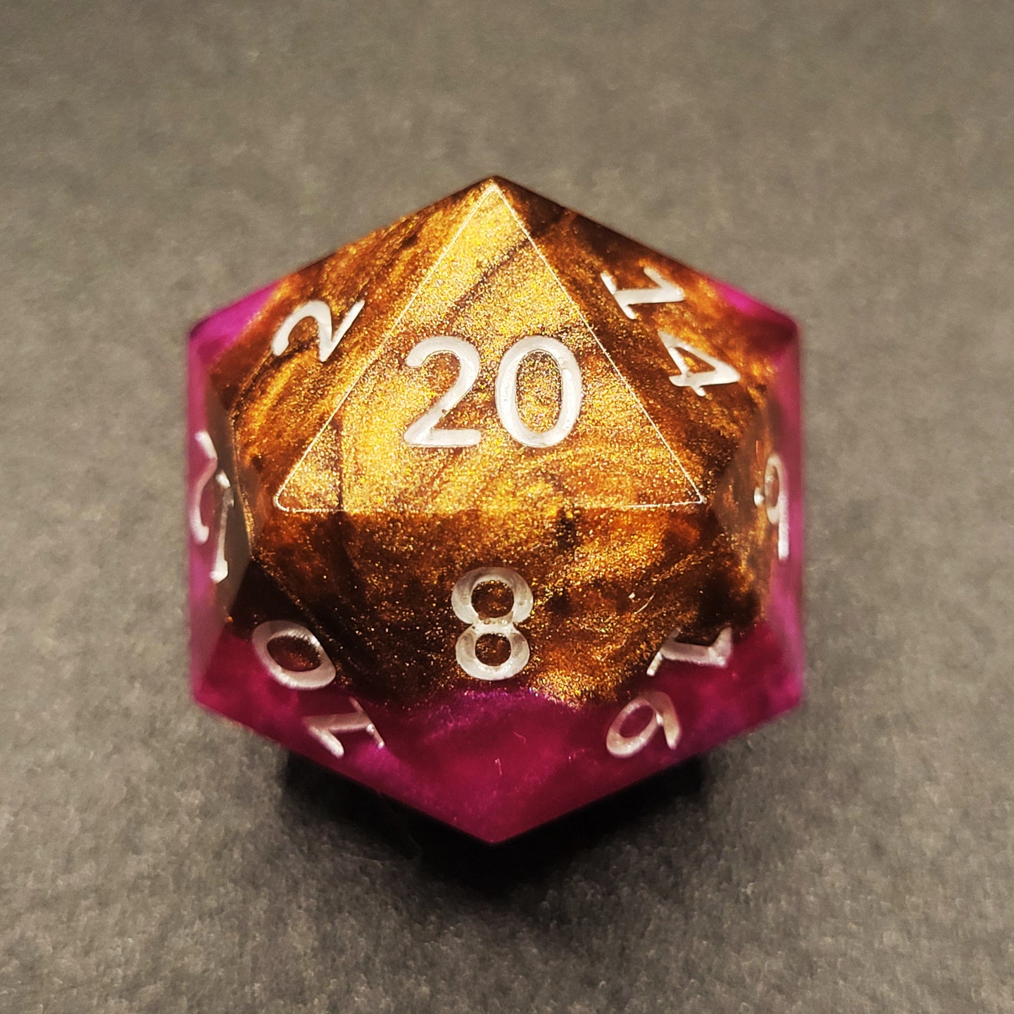 Bonbon - Single D20