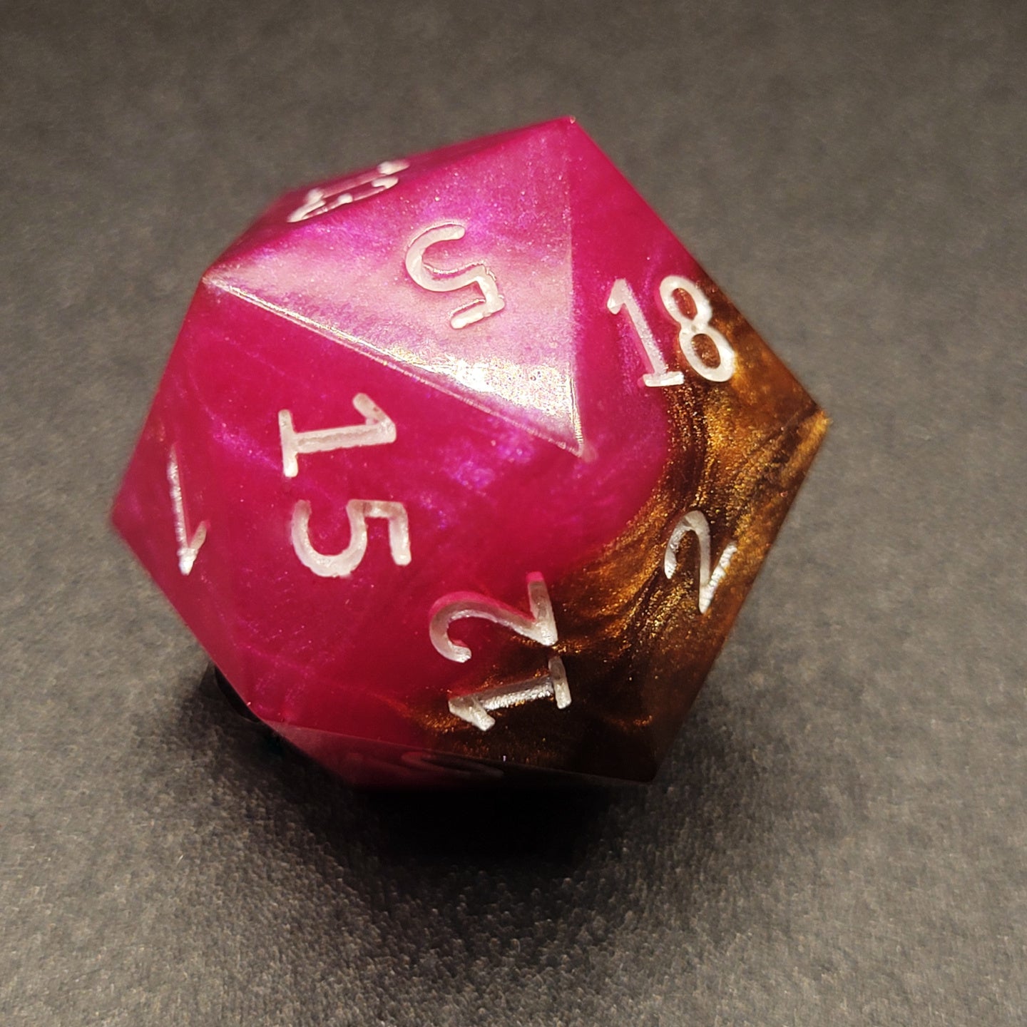 Bonbon - Single D20