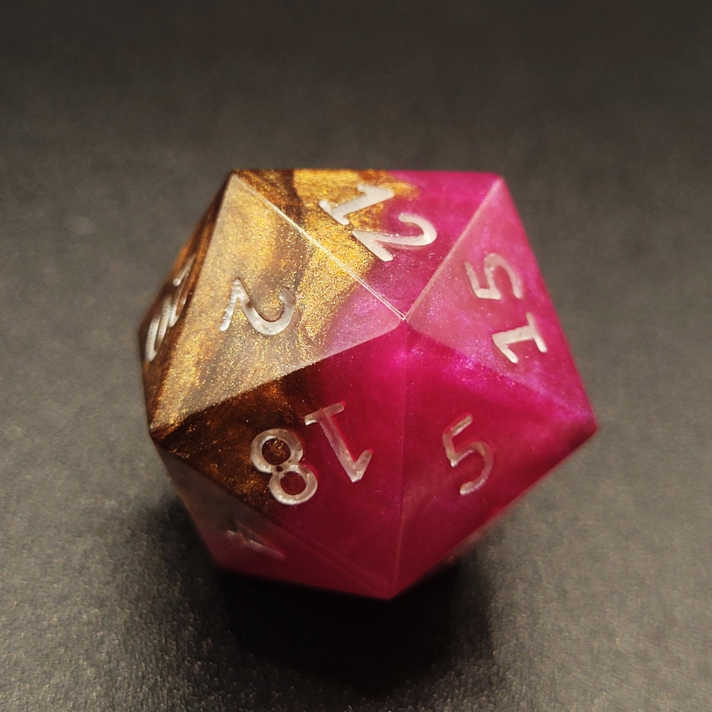 Bonbon - Single D20